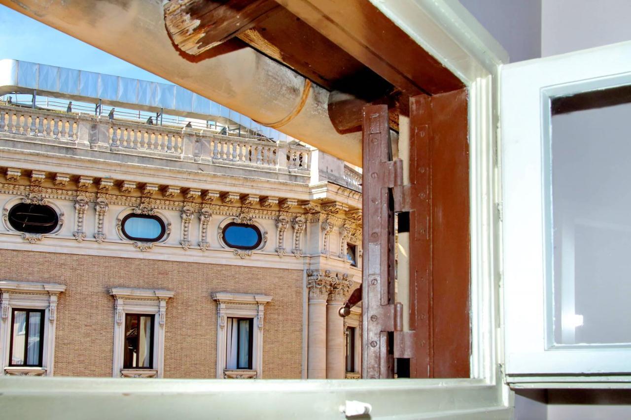 Rent In Rome Trevi Fountain Suite المظهر الخارجي الصورة