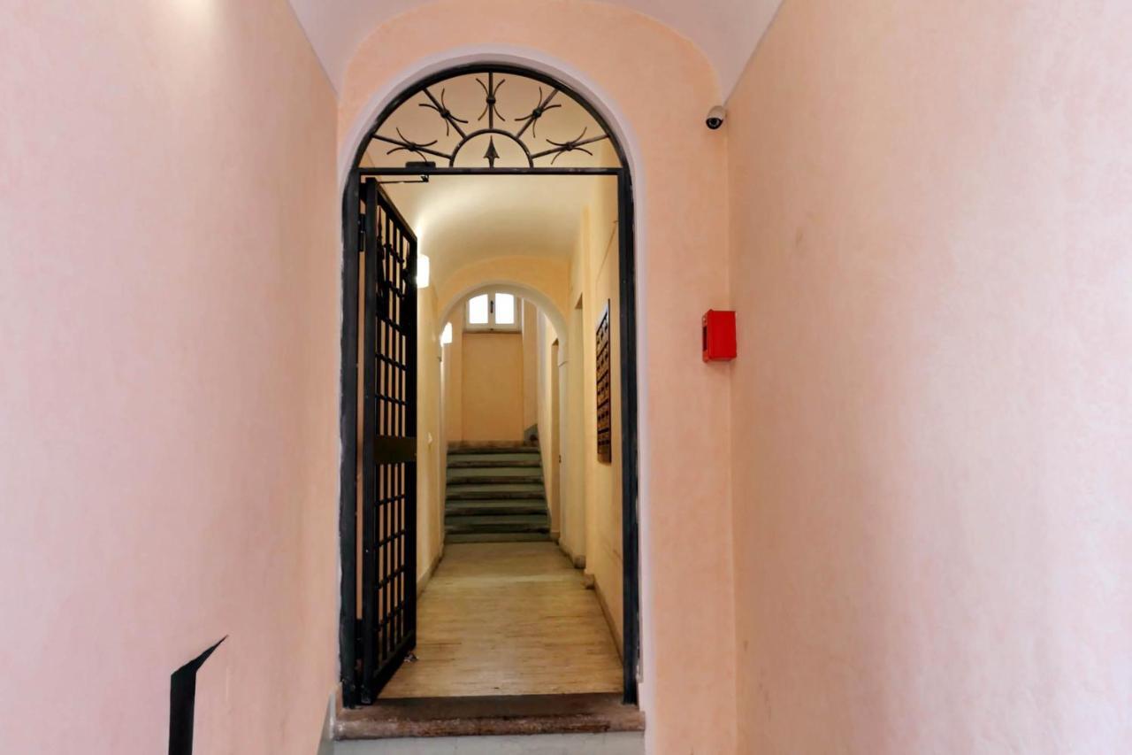 Rent In Rome Trevi Fountain Suite المظهر الخارجي الصورة